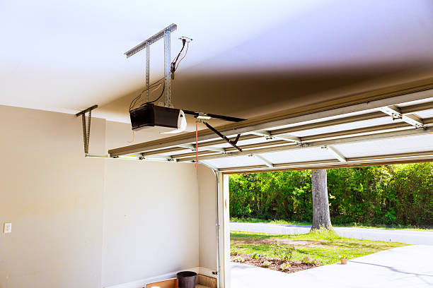 Top rated local Garage Door Roller Replacement specialists in Hamilton, TX